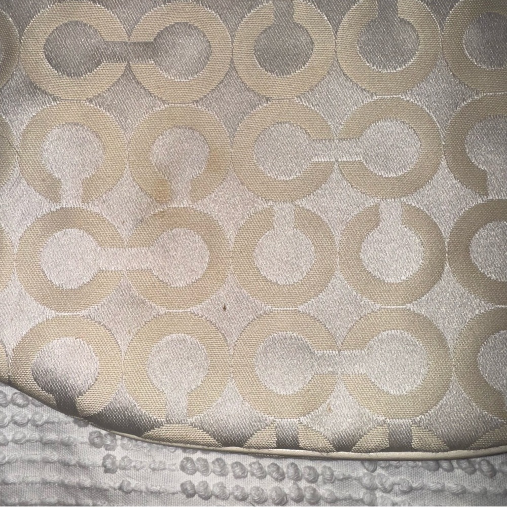 Coach wristlet - Picture 6 of 11